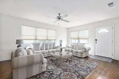 Image de Plaza Cottage, 2 chambres, Ă pied de la plage, pour 6 personnes