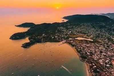 Image de Condo de luxe très spacieux et privé avec une vue incroyable sur la baie