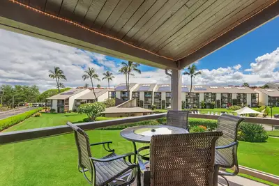 Image de # 276 Condo au deuxième étage, accès facile à la meilleure plage de Maui!