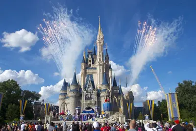 Image de Propre et spacieuse Orlando Disney Vacation Piscine / Spa Villa en Floride