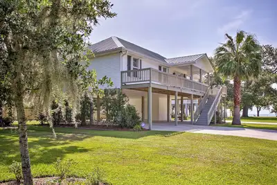 Image de Nouveau! ‘The Palm’ Bay St. Louis Home, marcher jusqu'à la plage!