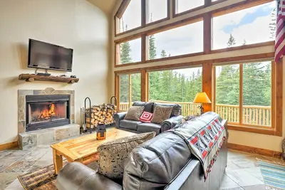 Image de Nouveau! Fairplay Log Cabin avec vue sur le pont et la montagne!