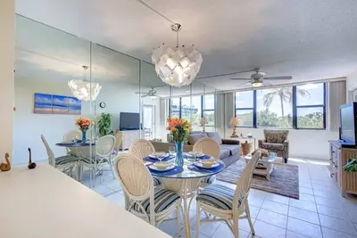 Image de Propriété Siesta Key, vues sur la baie et la piscine, WiFi, Sk à proximité, Tennis, Lanai avec moustiquaire