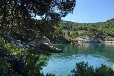 Propriété idyllique face à l'océan sur une péninsule privée