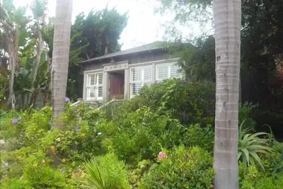 Molly's Beach Cottage - Escapade parfaite, Cottage de plage amélioré