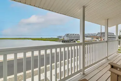 Image de Nouveau! Accueil Brigantine Waterfront, marcher jusqu'à la plage!
