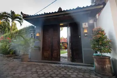 Image de Villa familiale de 2 chambres au coeur de Seminyak, piscine privée