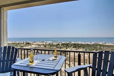 Image de Nouveau! Ocean Beach Condo w / balcon et vue sur la plage