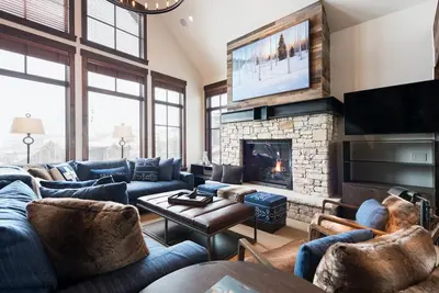 Image de Cottage de luxe idéal pour les familles - concierge sur place, navette hiver, funiculaire menant aux pentes