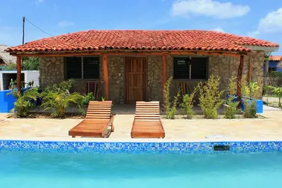 Image de aloha bungalows surf lodge