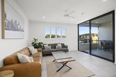 Image de Rockpool 2. . . Appartement de luxe dans la rue principale de Sawtell, à 100m de la plage!