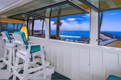 Image de Étapes luxueuses du Penthouse Lux 2 suites principales et quartiers invités