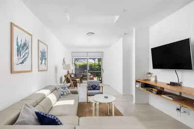 Image de Crisp Stylish Family Villa, près de la plage Les animaux domestiques sont également les bienvenus! Wifi gratuit + Netflix