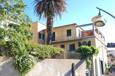 Image de Grand appartement avec terrasse centrale