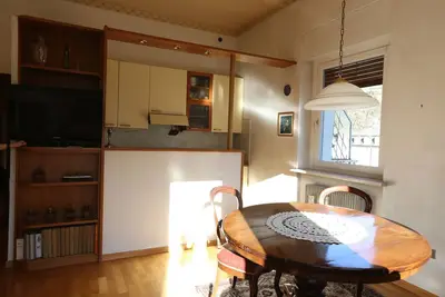 Image de Central, spacieux et confortable, facilement accessible en voiture ou en train.