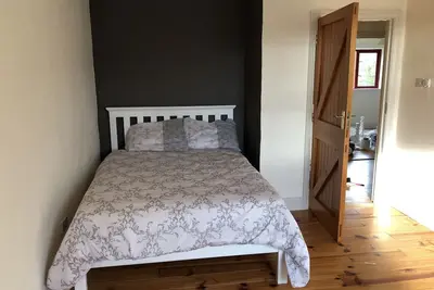 Image de Un chalet confortable dans un cadre pittoresque et calme Ă Murrisk, Westport. 4-6 personnes.