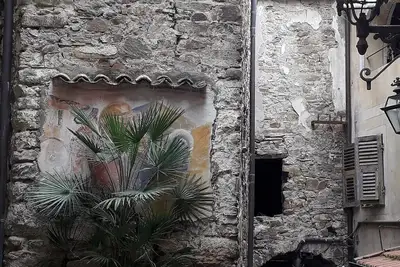 Image de Maison dans l'ancien village de Castel Vittorio
