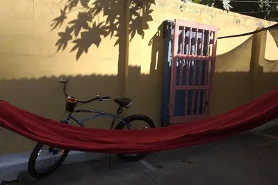 Image de Chambre INDÉPENDANTE Confortable Avec Climatisation