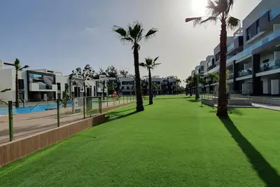 Image de Lovely Appartement penthouse 3 bedrooms chambres Guardamar complexe au calme