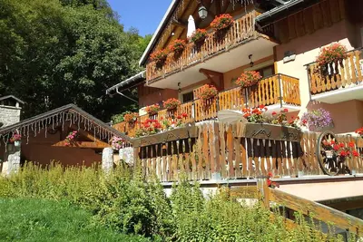 Image de Apartment for 6\/8 people in Les Ancolie chalet, three bedrooms with terrace.