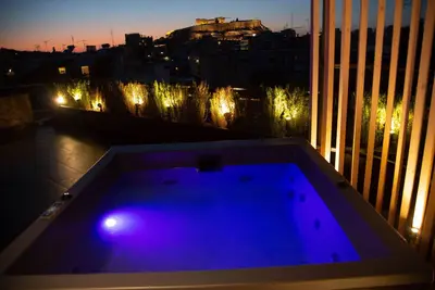 Image de Penthouse avec vue sur l'Acropole pour 2 personnes - The Urban Link