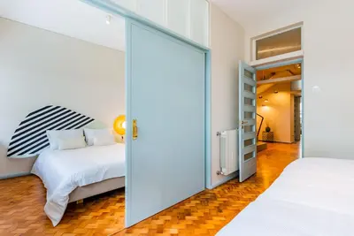 Image de Authentic & Unique Modernist Duplex apartment