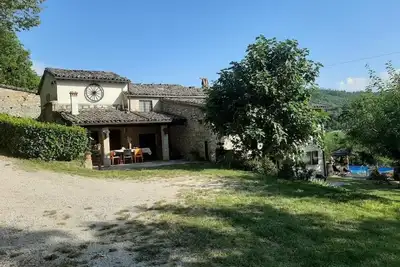 Image de Maison de vacances Urbino pour 3 - 13 personnes avec 5 chambres Ă coucher - Maison de vacances