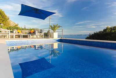 Image de ctma160 - Villa avec piscine et belle vue, 6 + 2 personnes, idéale pour les familles, les couples et les petits groupes