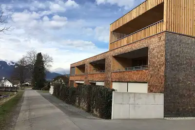 Image de Appartement moderne avec jardin