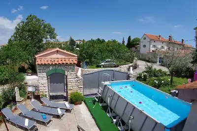 Image de Appartement de vacances Svetvinčenat pour 1 - 5 personnes avec 2 chambres à coucher - Maison mitoyen