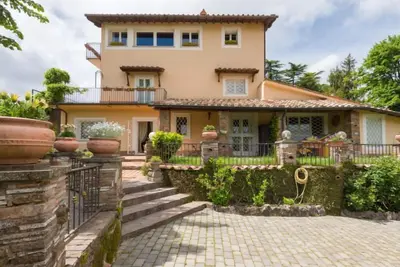 Image de Vista da Rocca di Papa by Interhome