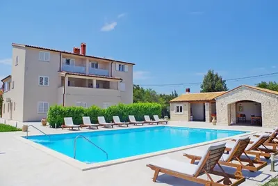 Image de Appartement de vacances Rakalj pour 1 - 6 personnes avec 2 chambres à coucher - Appartement de vacan