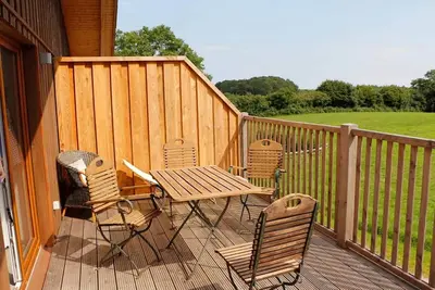 Image de Appartement confortable avec terrasse, parking et Wifi pour les familles