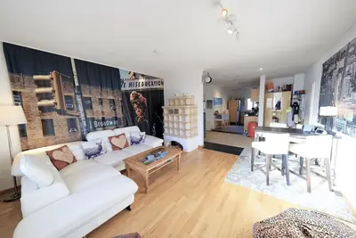 Image de Appartement de vacances confortable et moderne avec wifi et int. Iptv jardin Ec