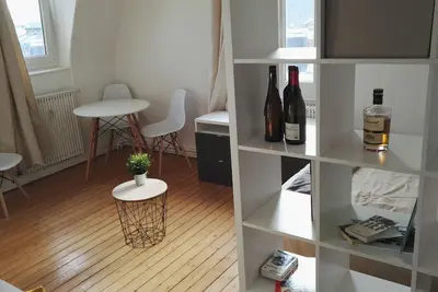 Image de Studio cosy situé à 2 pas de la gare et à proximité du centre Rive Droite