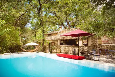 Image de House in the woods