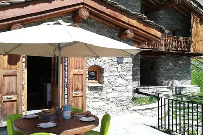 Image de Terrasses, espace et confort 4 * au chalet Le Pré Catin à Bonneval-sur-Arc