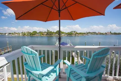 Image de Quelle vue sur votre terrasse privée donnant sur la voie navigable Intercostal
