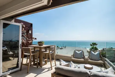 Image de Maison de plage panoramique avec vue sur la mer Ă North Mb