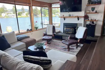 Image de Directement Sur Le Lac! ! !