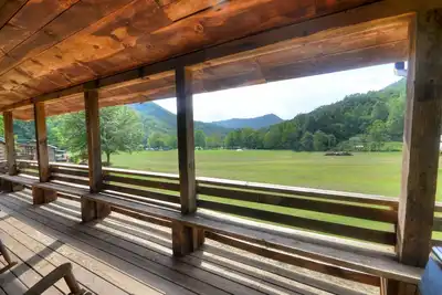 Image de Smoky Mountain Retreat # 3 - Authentique cabane en rondins dans les Great Smoky Mountains