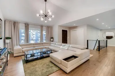 Image de Dazzling Modern Denver Home