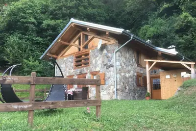 Image de Baita Linda se détendre dans les montagnes