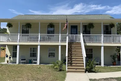 Image de Sumter Avenue, Carolina Beach, Caroline du Nord The Family Beach House