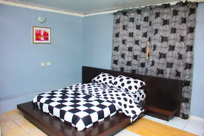 Image de Impressionnant Penthouse Room On Admiralty, Lekki 1 (1)