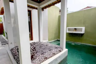Image de Une villa confortable avec une chambre à coucher à Seminyak, proche des commodités, distance de marche de la plage