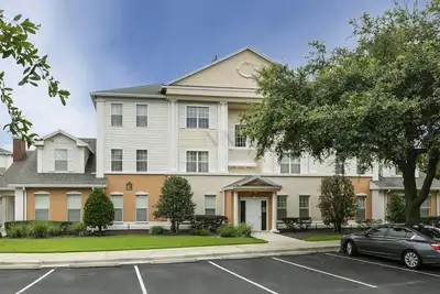 Image de Cozy 3br Condo in Reunion Resort w/ Balcony & Pool Access – Near Disney!