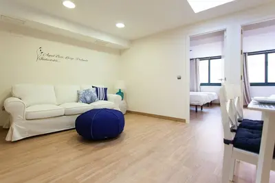 Image de Albareda 6 - Deux Chambres Appartement, Couchages 4