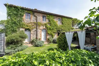 Image de Villa La Palazzina - Sovicille - Sienne parking wifi gratuit