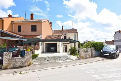 Image de Appartement de vacances Pula pour 1 - 4 personnes avec 3 chambres à coucher - Appartement de vacance